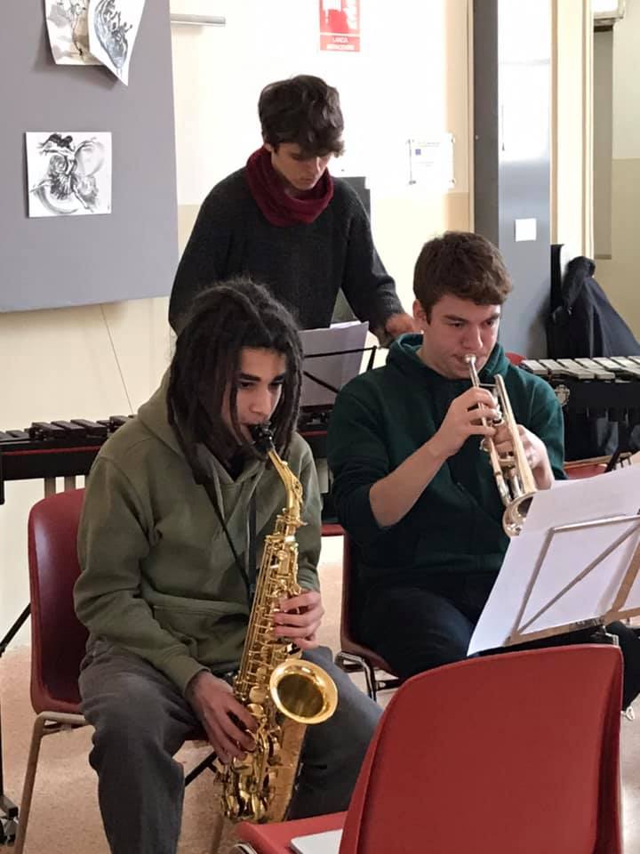 46513740 644704829258845 4608885437757390848 n